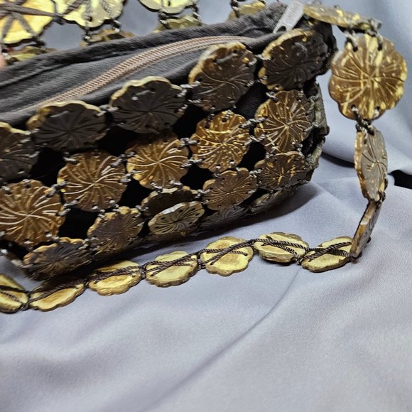 Small Coconut Shell Handbag Vintage (90s) - purchased in Hawaii - 8"Lx4"W - Picture 6 of 11